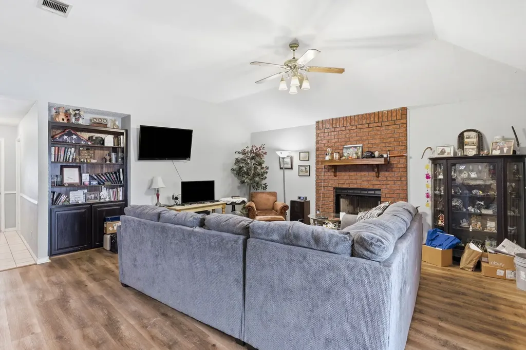 19007 White Bluff Drive Whitney TX 76692