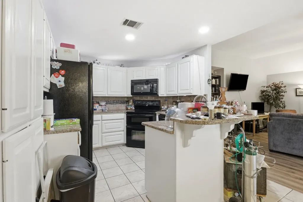 19007 White Bluff Drive Whitney TX 76692