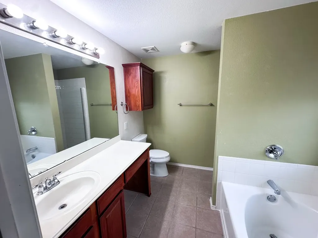 3252 Torio Grand Prairie TX 75054