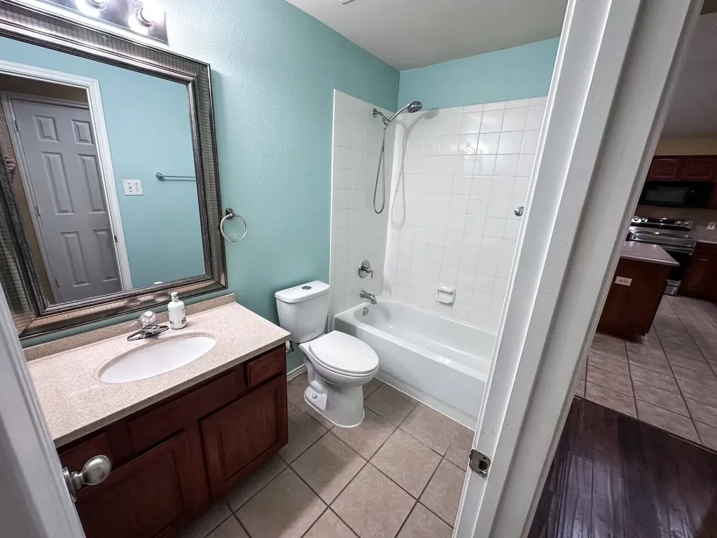3252 Torio Grand Prairie TX 75054