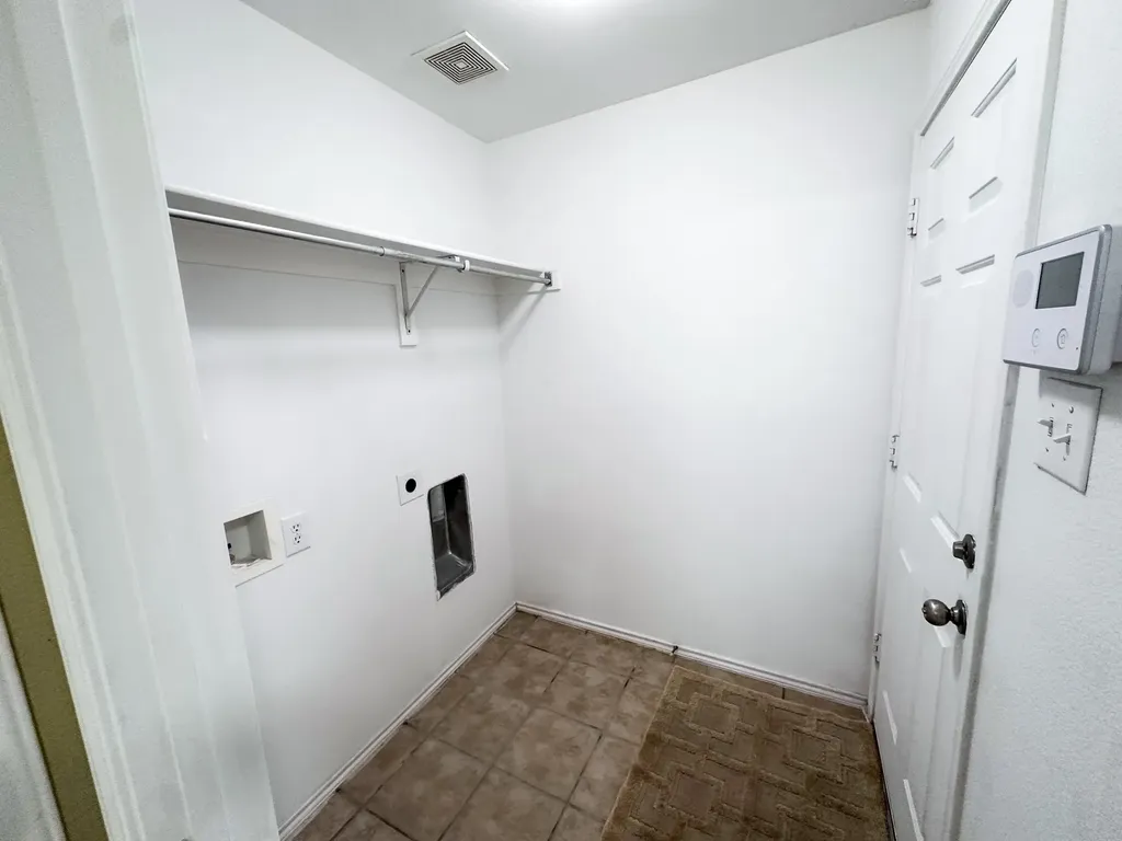 3252 Torio Grand Prairie TX 75054