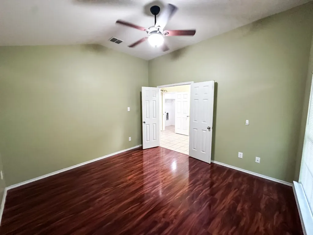 3252 Torio Grand Prairie TX 75054