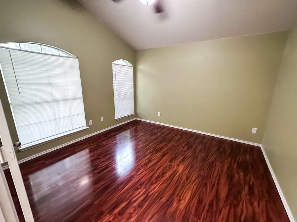 3252 Torio Grand Prairie TX 75054
