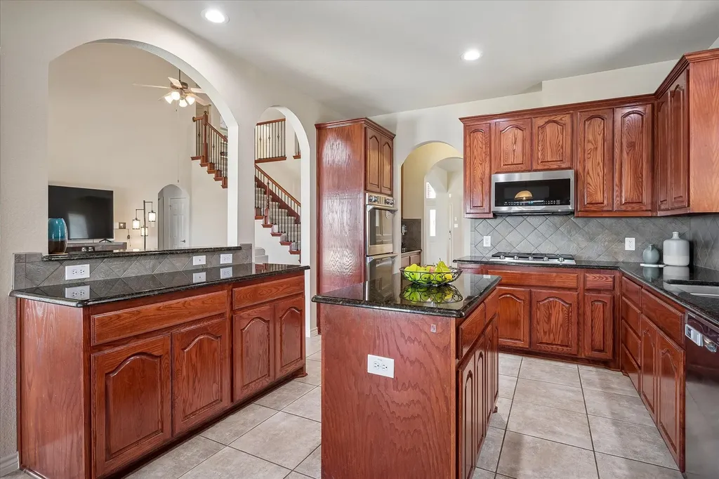 13881 Port Edwards Frisco TX 75033