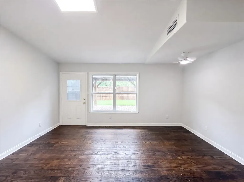 3308 Brookhaven Club Drive Farmers Branch TX 75234