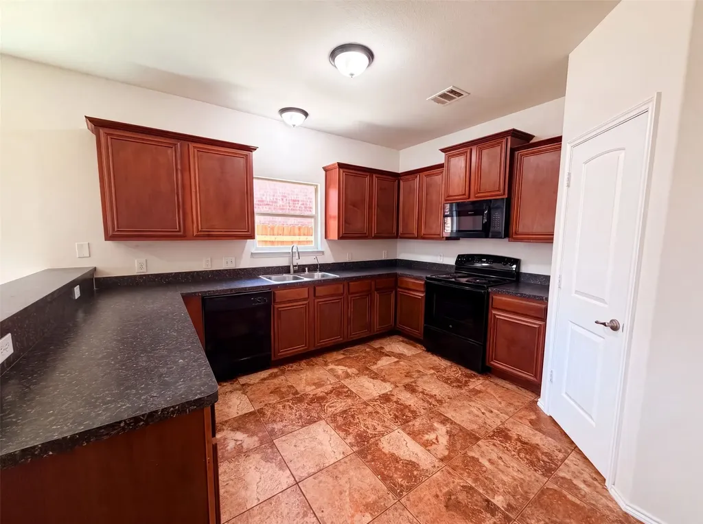 4038 Golden Rod Drive Forney TX 75126