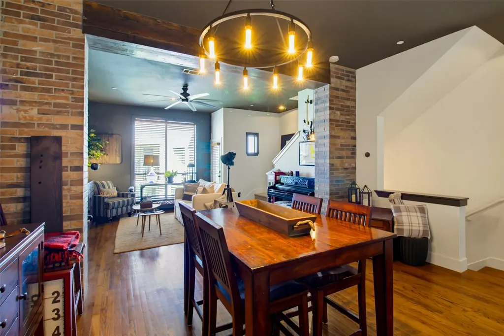 4211 Rawlins Street Dallas TX 75219