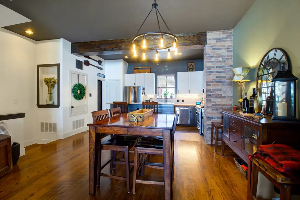 4211 Rawlins Street Dallas TX 75219