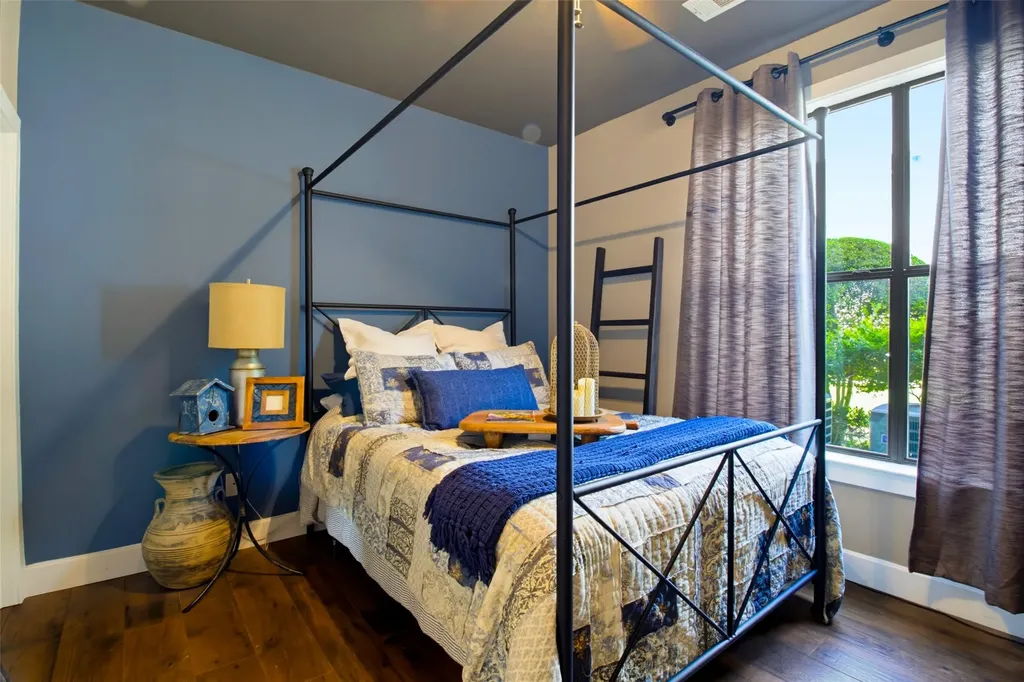 4211 Rawlins Street Dallas TX 75219