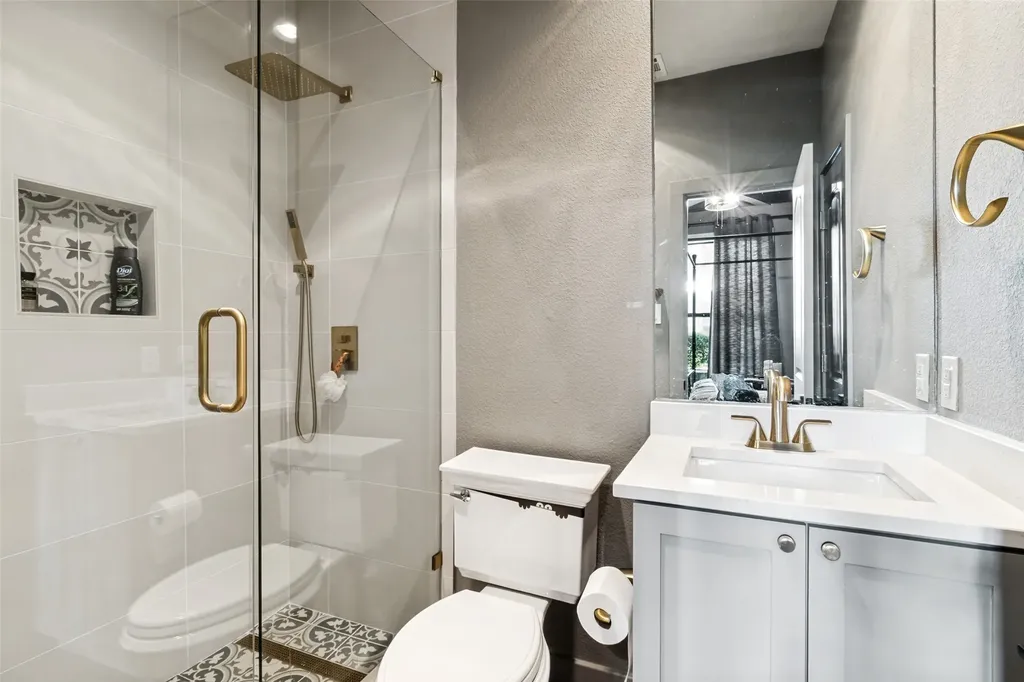 4211 Rawlins Street Dallas TX 75219