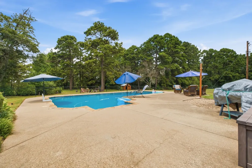 1708 Fm 1002 S Big Sandy TX 75755