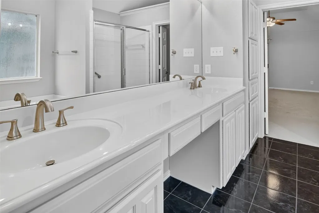 5963 River Bend Drive Benbrook TX 76132