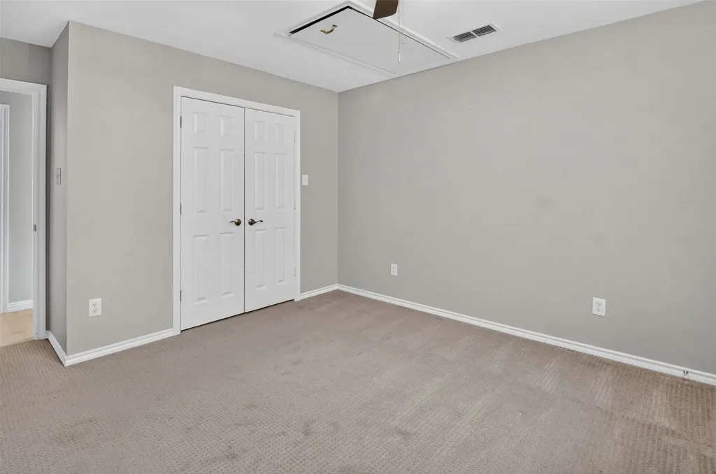 5963 River Bend Drive Benbrook TX 76132