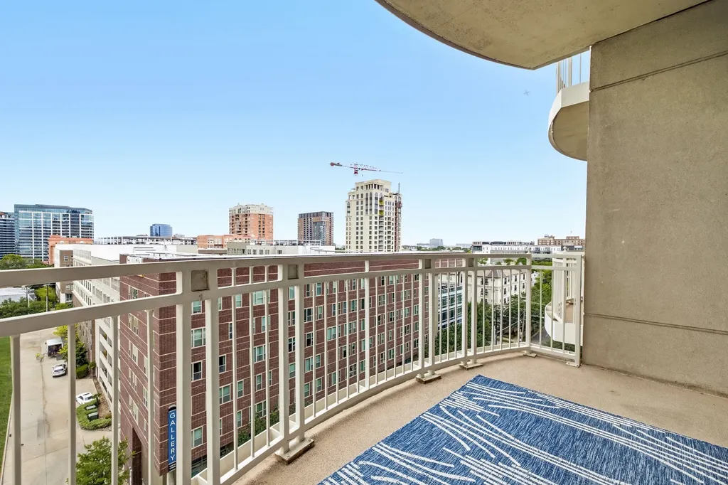 3225 Turtle Creek Boulevard Dallas TX 75219