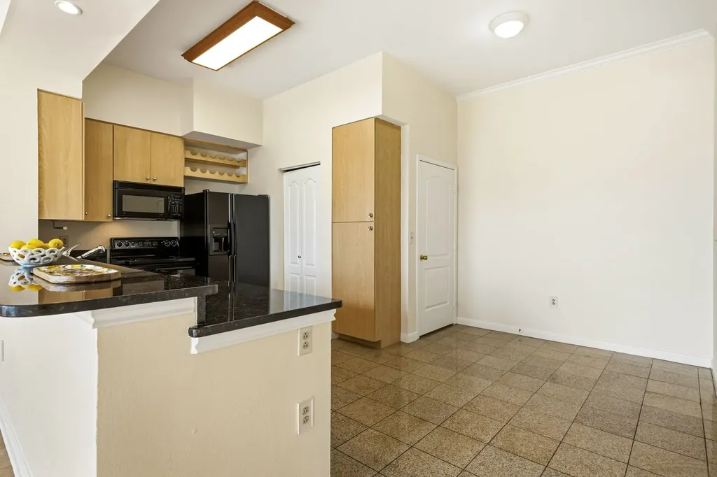 3225 Turtle Creek Boulevard Dallas TX 75219