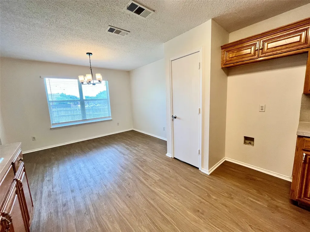 1621 Antelope Run Arlington TX 76002