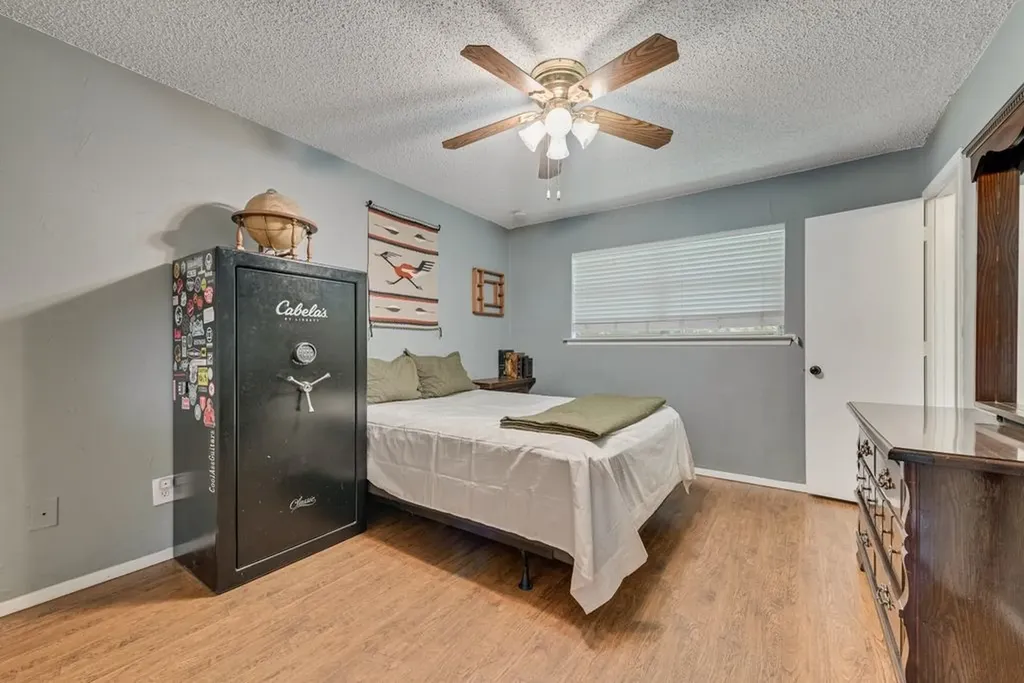 802 N Spears Street Alvarado TX 76009