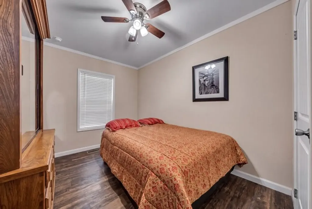 3810 Silver Creek Court Granbury TX 76048