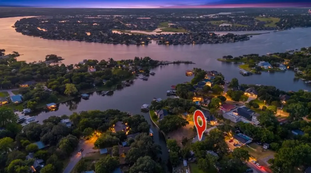 3810 Silver Creek Court Granbury TX 76048