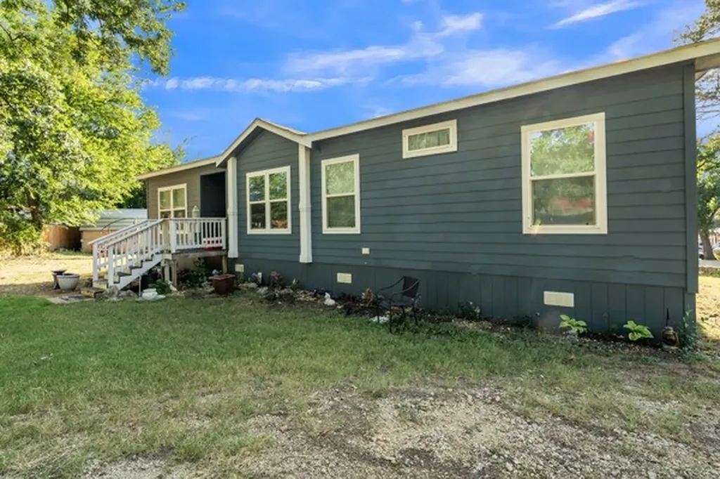 3810 Silver Creek Court Granbury TX 76048