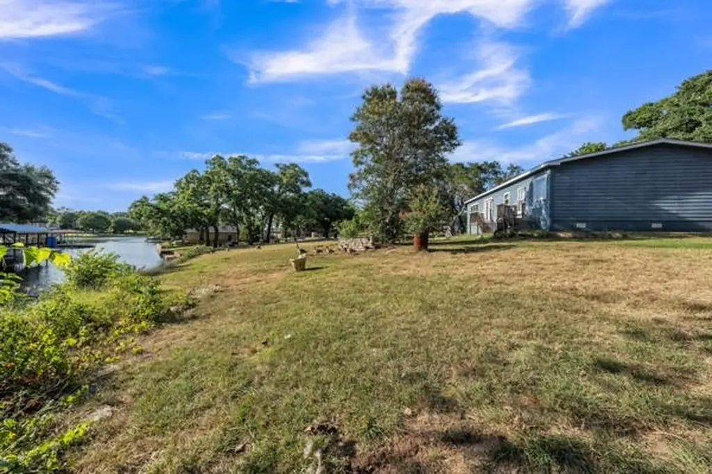 3810 Silver Creek Court Granbury TX 76048