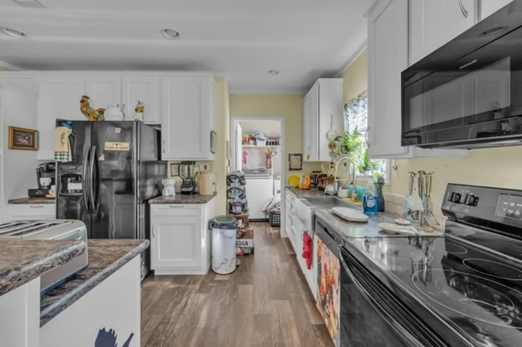 3810 Silver Creek Court Granbury TX 76048