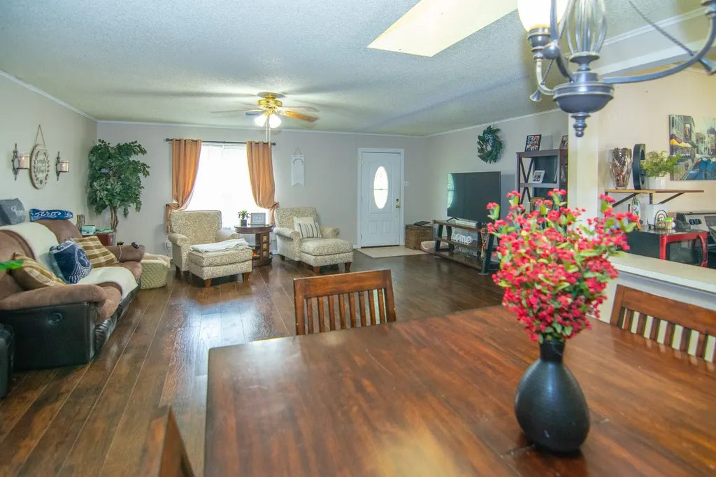 1909 4th Street Brownwood TX 76801