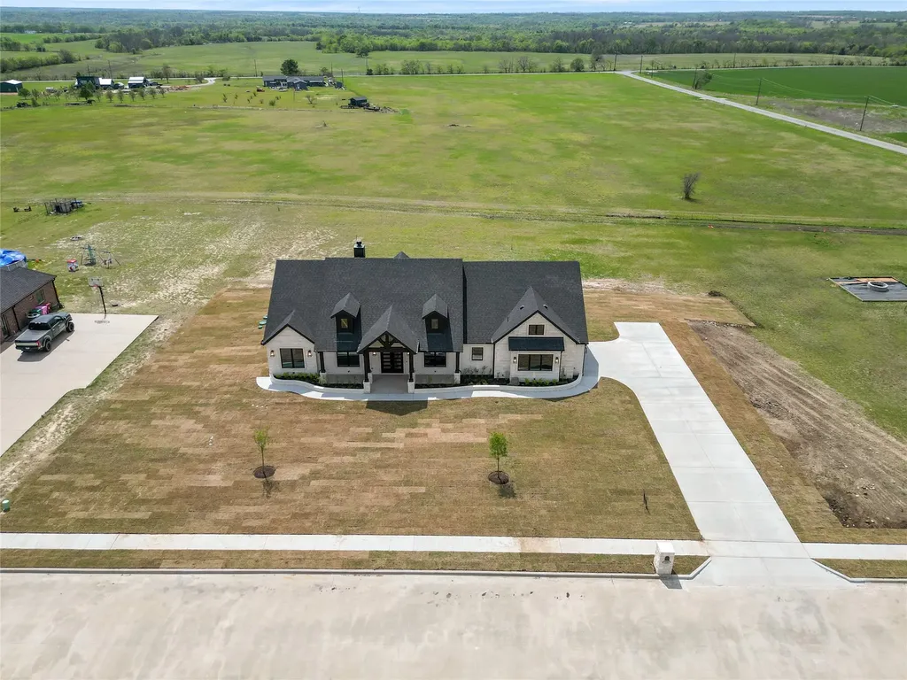 5306 Calle Drive Sherman TX 75092