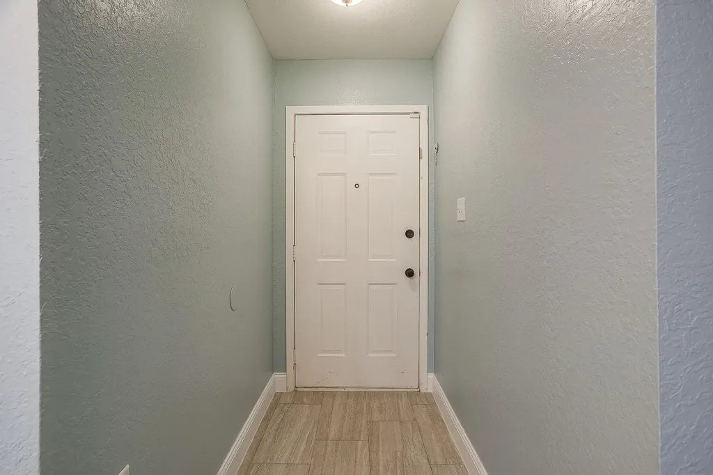 800 Poe Street Azle TX 76020