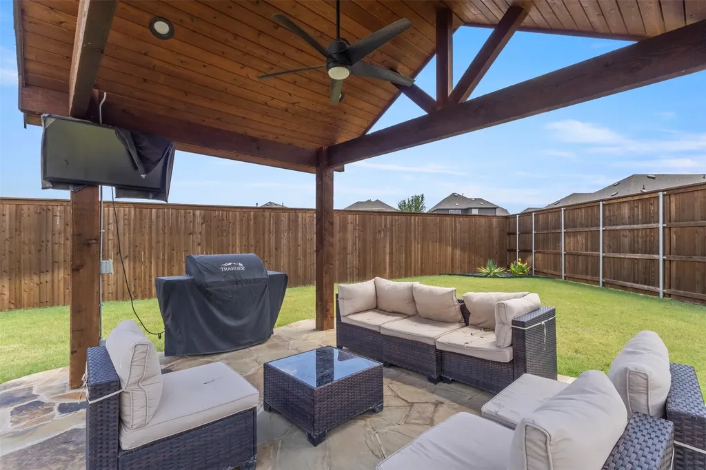 1072 Tara Court Haslet TX 76052
