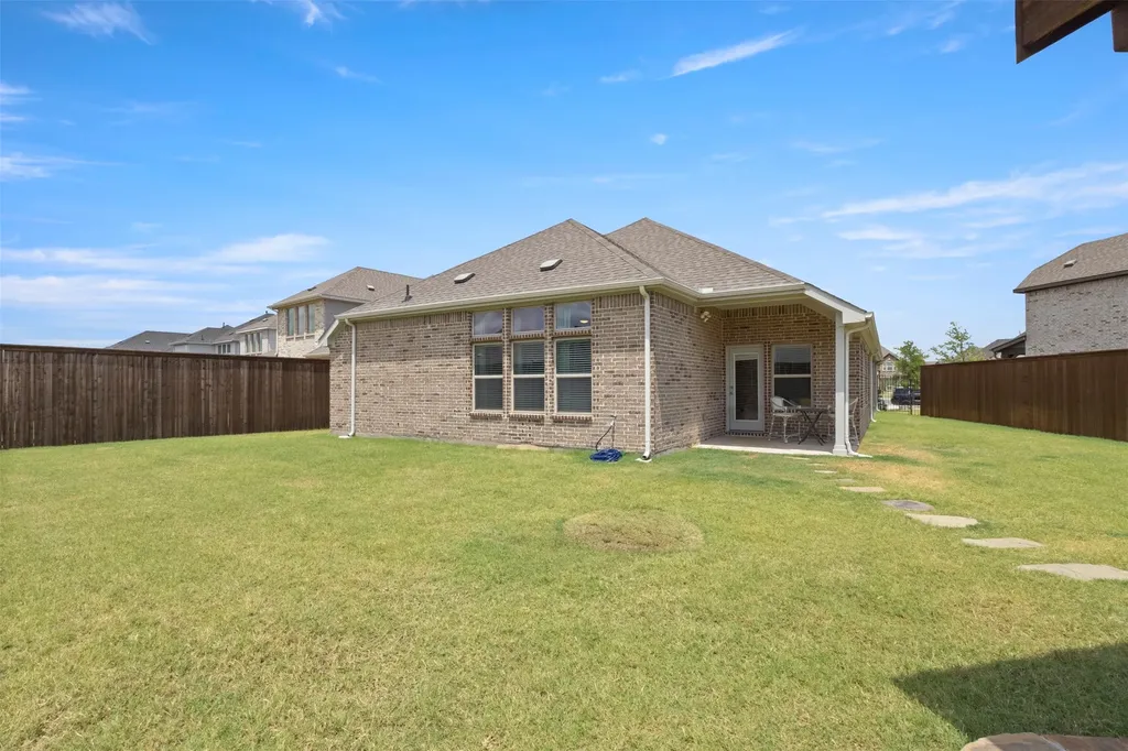 1072 Tara Court Haslet TX 76052