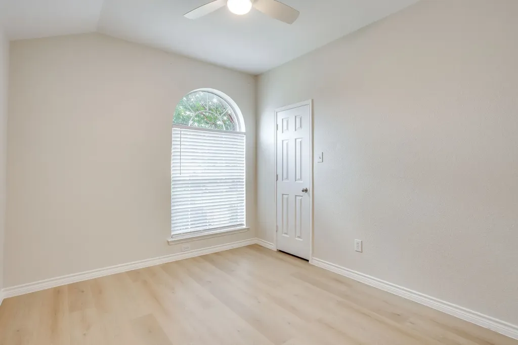 213 Carriage Drive Willow Park TX 76087