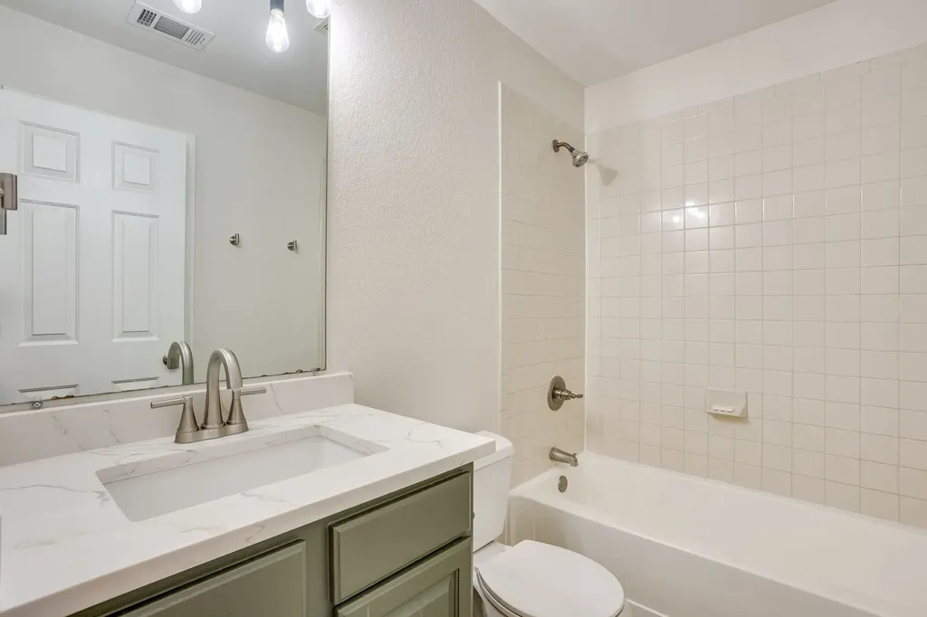 213 Carriage Drive Willow Park TX 76087