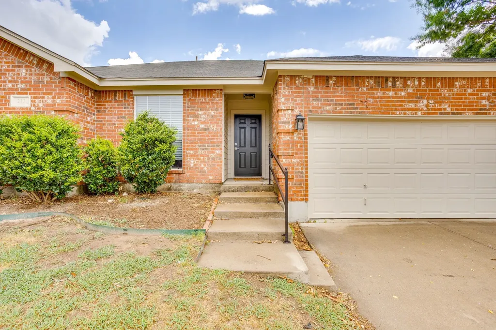 213 Carriage Drive Willow Park TX 76087