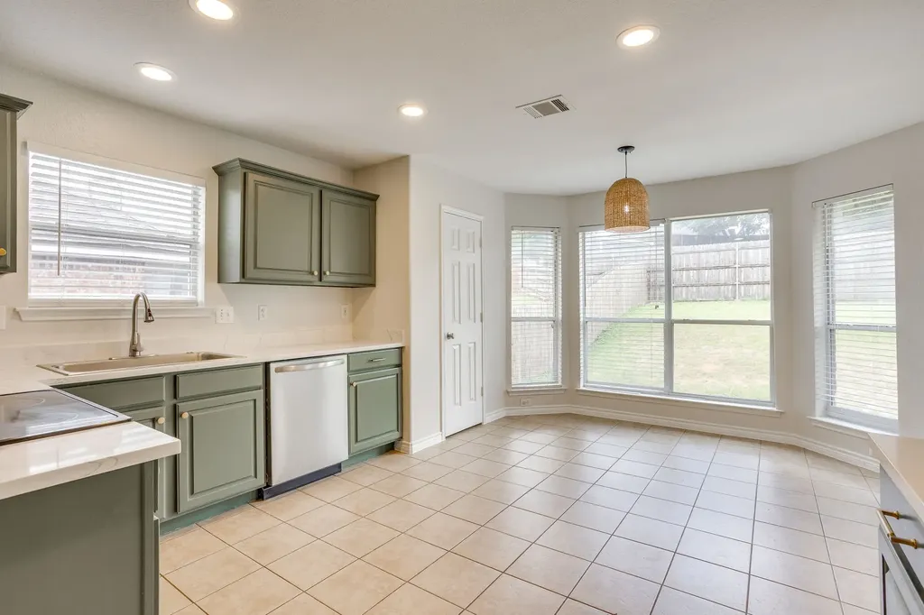 213 Carriage Drive Willow Park TX 76087