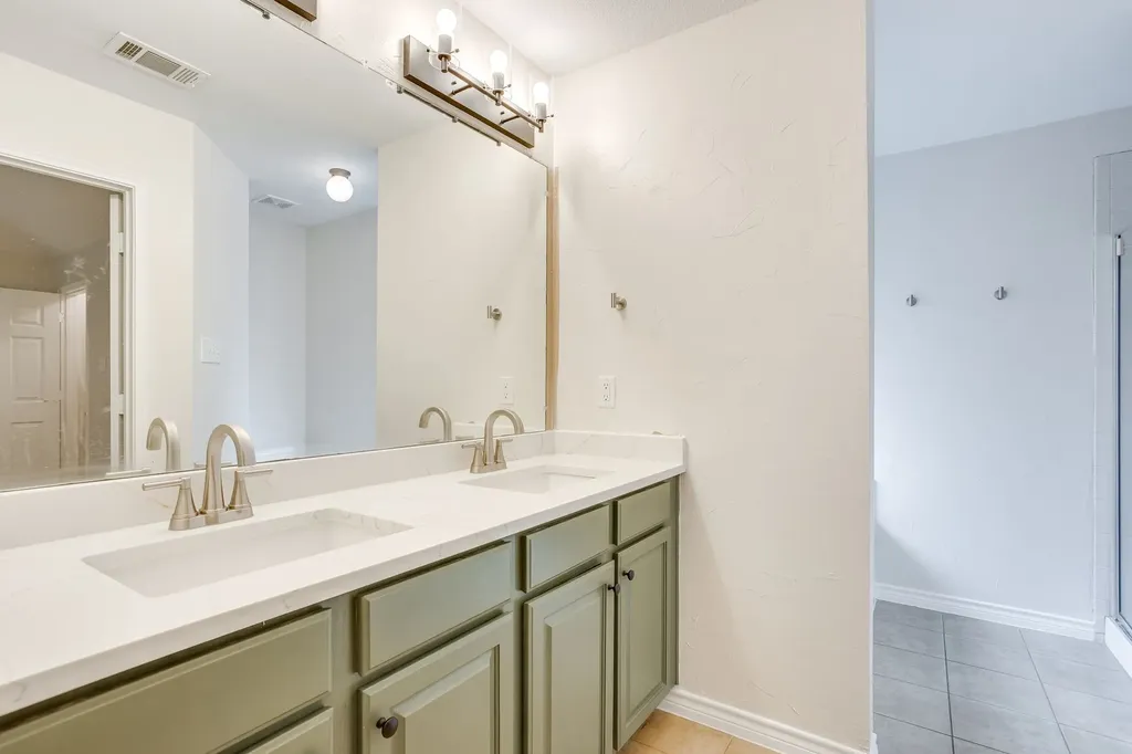 213 Carriage Drive Willow Park TX 76087