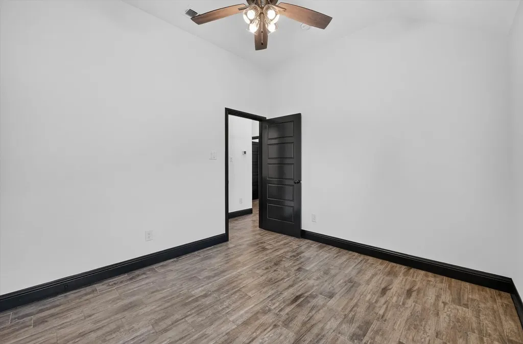 106 Clover Circle Weatherford TX 76086