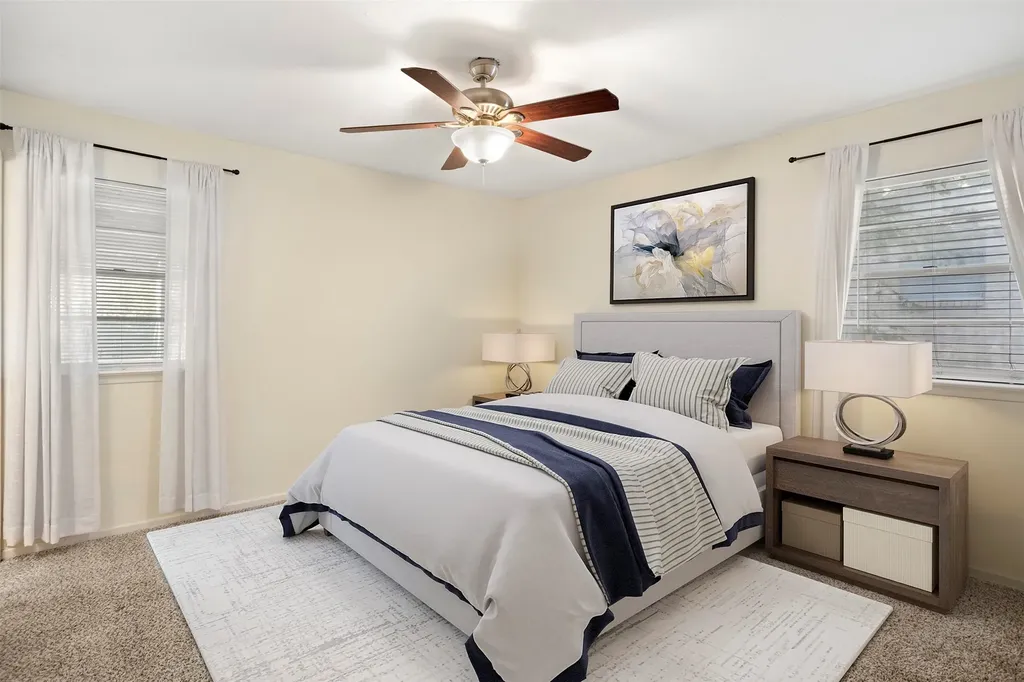 305 NE Todd Street Burleson TX 76028