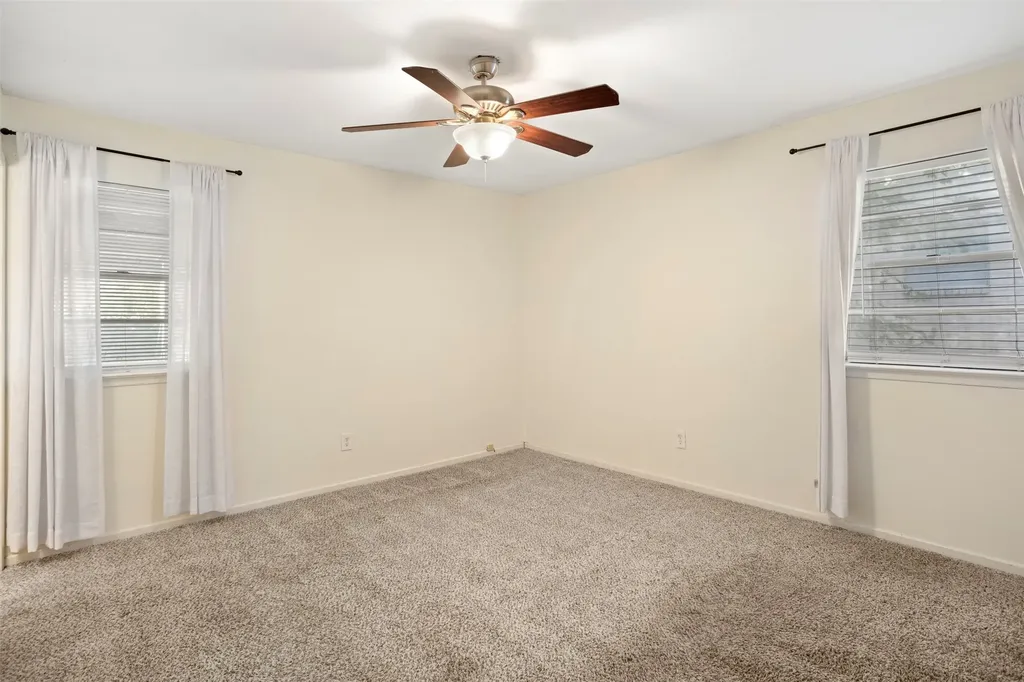 305 NE Todd Street Burleson TX 76028