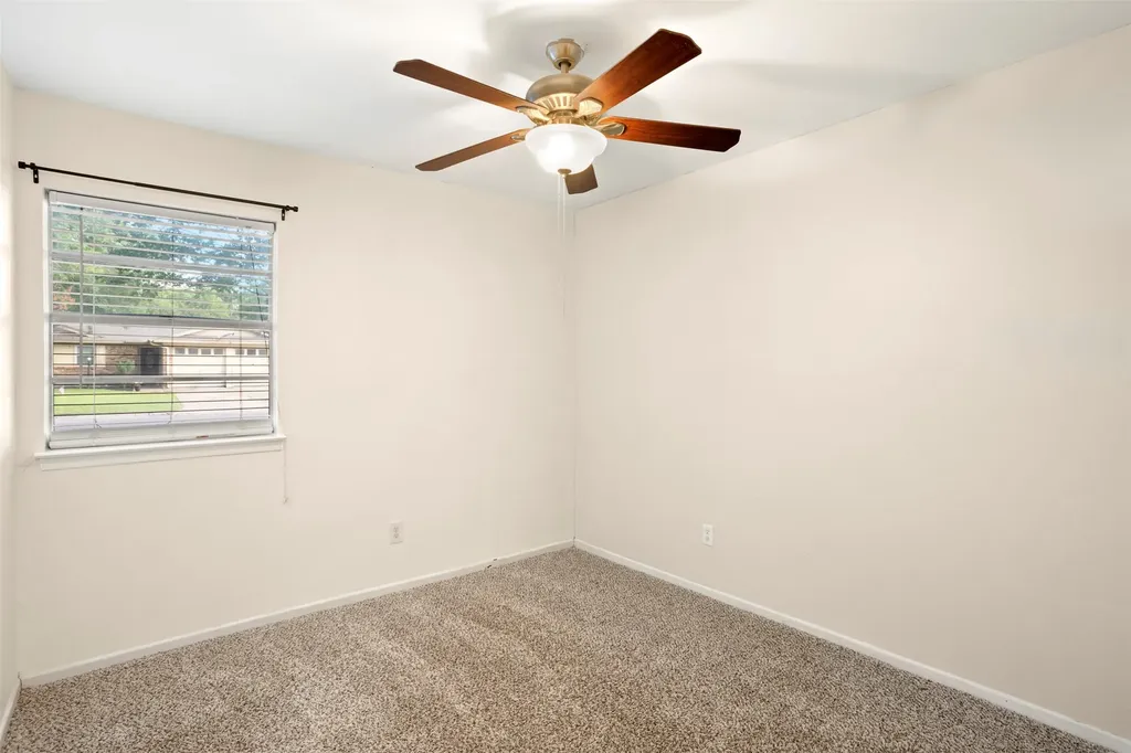 305 NE Todd Street Burleson TX 76028