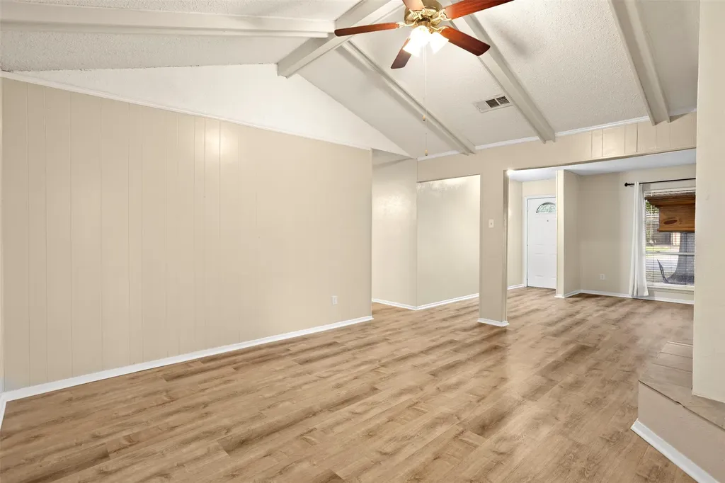 305 NE Todd Street Burleson TX 76028