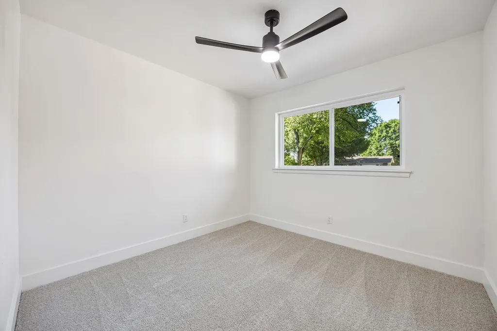 4639 Baystone Drive Dallas TX 75211