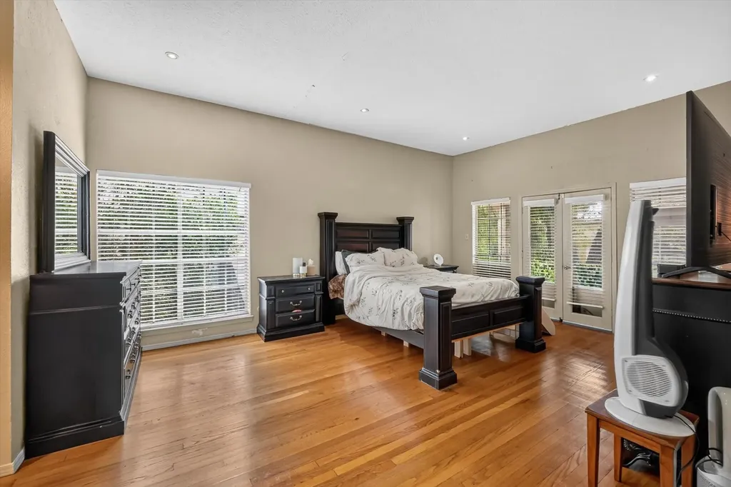 10437 High Hollows Drive Dallas TX 75230