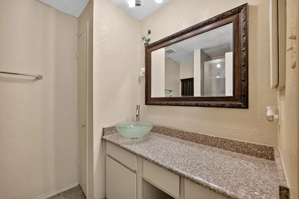 10437 High Hollows Drive Dallas TX 75230