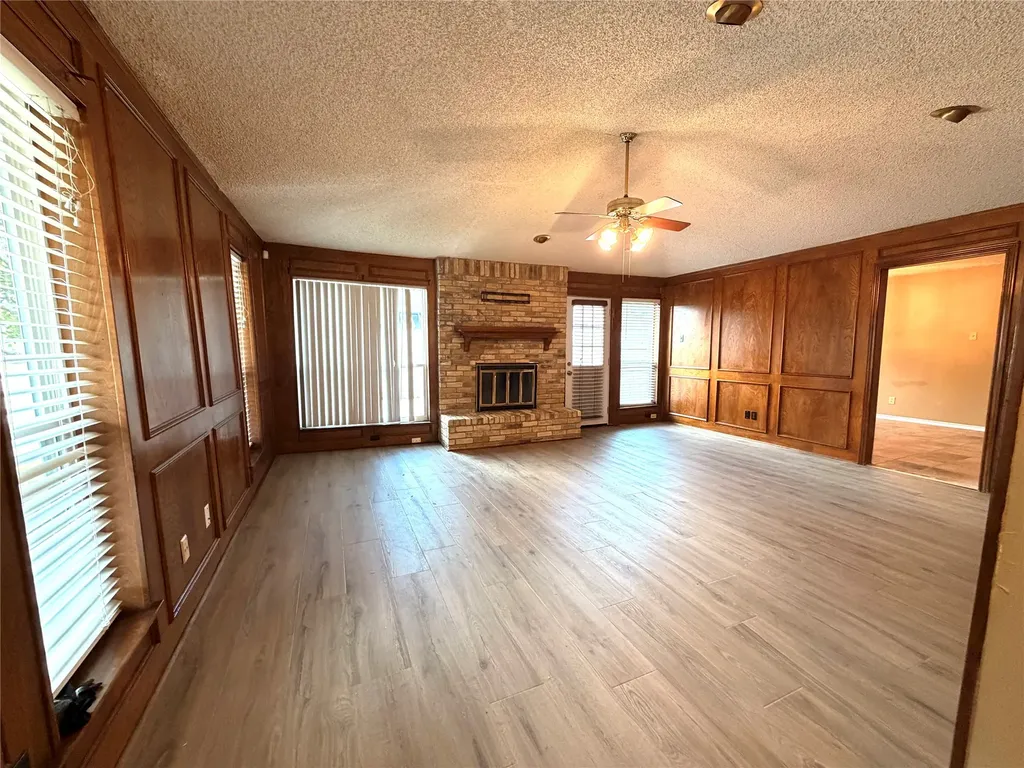1238 Richland Oaks Drive Richardson TX 75081