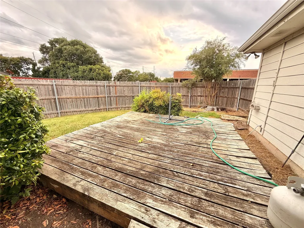 1238 Richland Oaks Drive Richardson TX 75081