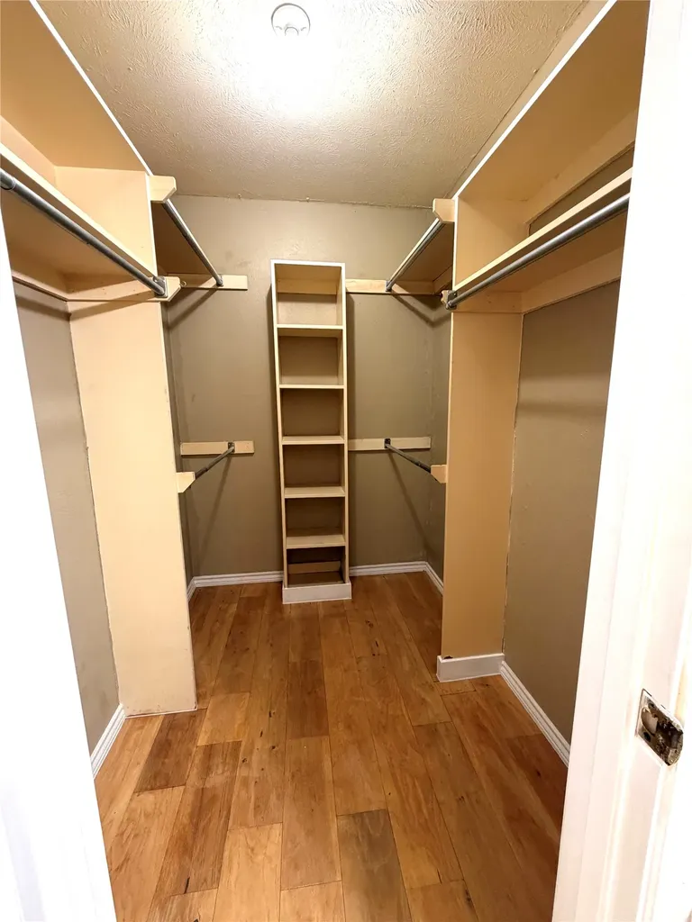 1238 Richland Oaks Drive Richardson TX 75081