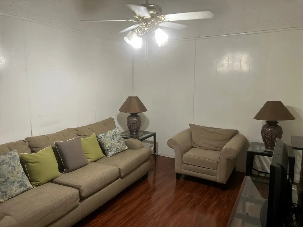 3338 Ingersoll Street Dallas TX 75212