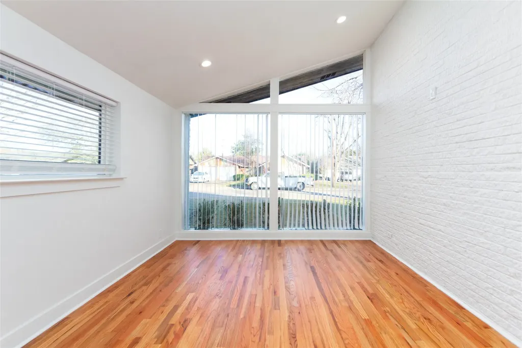 1241 Stevens Ridge Drive Dallas TX 75211
