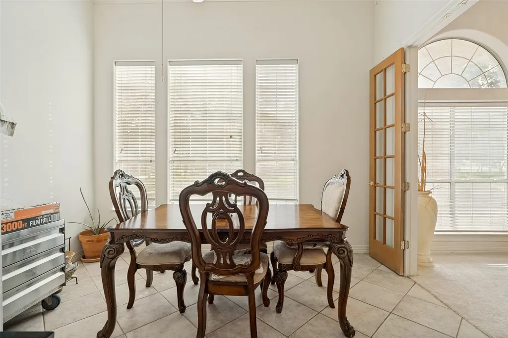9709 Divot Drive Granbury TX 76049